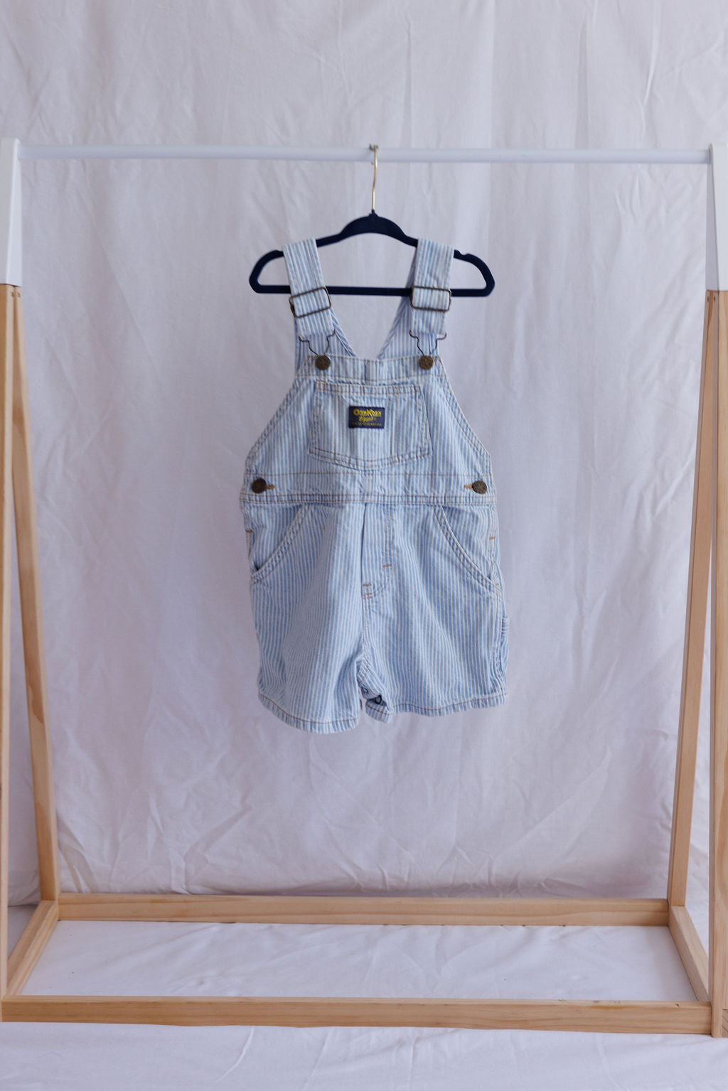 Oshkosh lightblue shortalls 3T